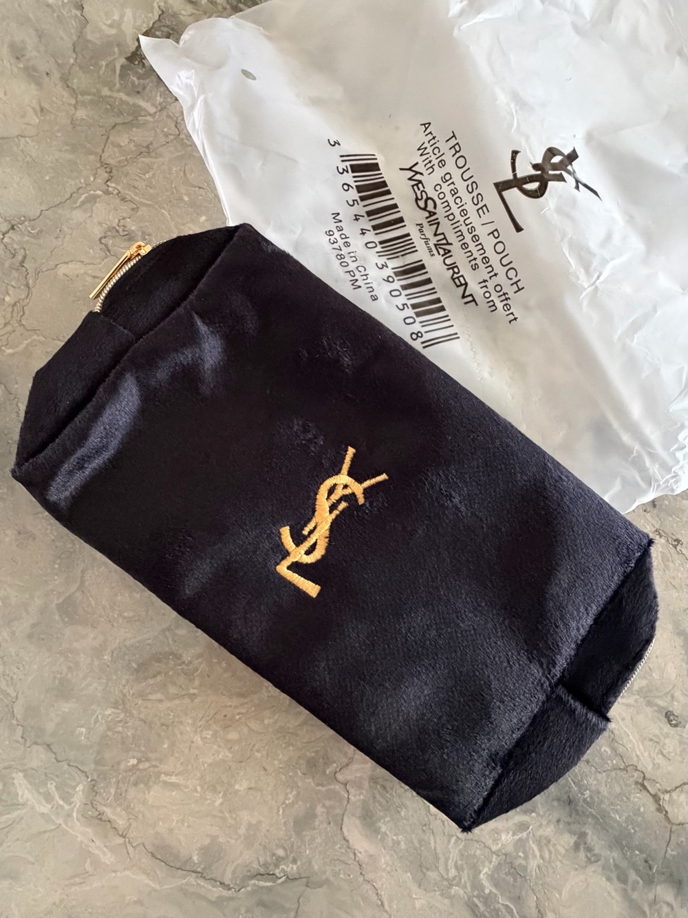 Yves Saint Laurent Parfums Gift Black Velvet Cosmetic Pouch